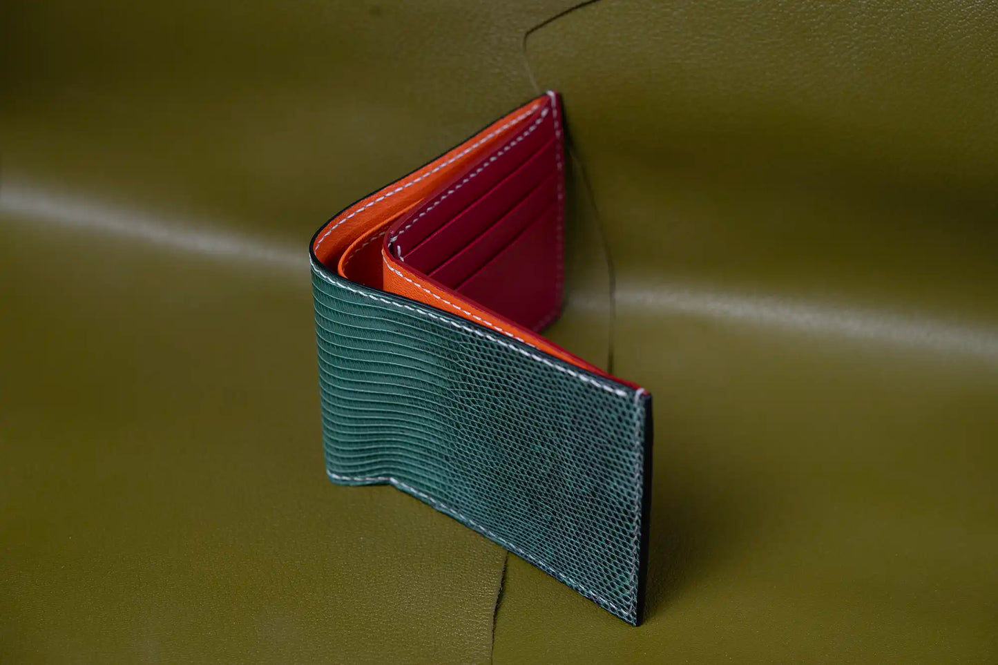 Men’s Handmade Lizard Leather Bifold Wallet