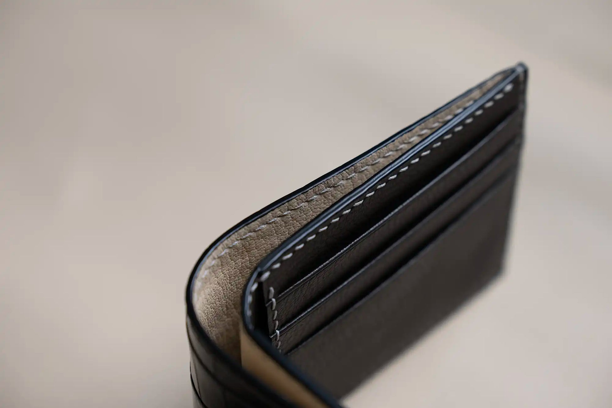 Men’s Handmade Mini Crocodile Leather Bifold Wallet